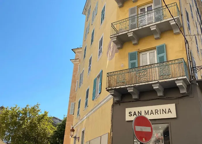 Cote Boulevard דירה בסטיה